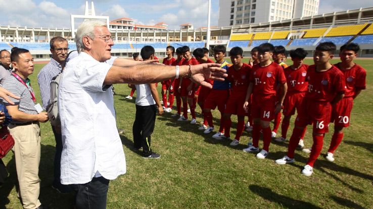 汤姆拜尔传球,汤姆拜尔足球训练视频