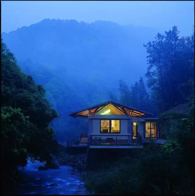 天气那么冷，不如来一“泡”？老司机，带你飞！