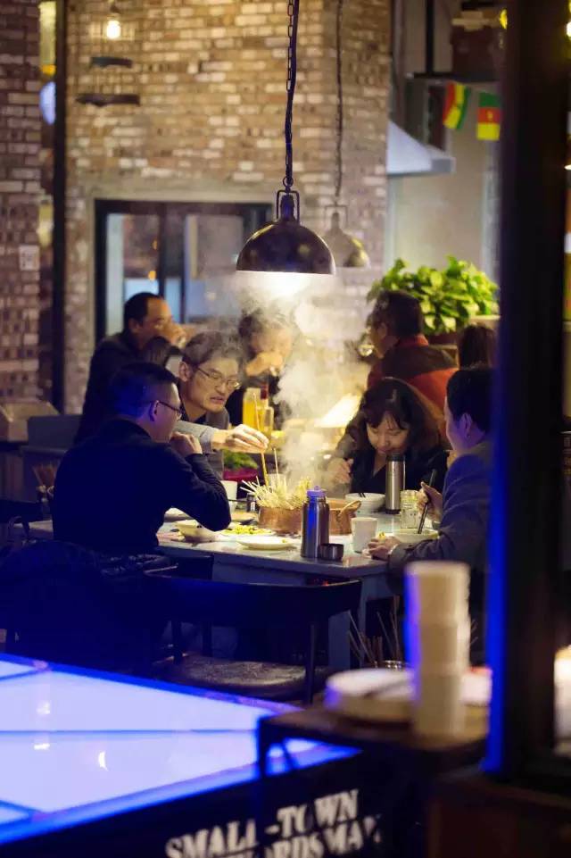 铁板鸭肠10元40串串,鸭肠1块钱