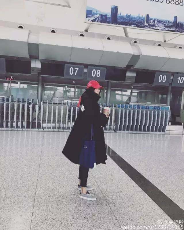 江疏影和戚薇的穿衣搭配,江疏影戚薇同款