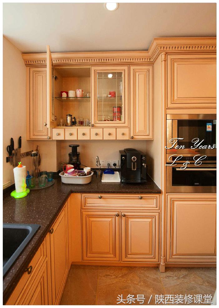 结婚已经十年，十年给老婆的礼物就是这套不大不小的房子