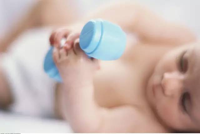 发声玩具对孩子的危害,宝宝的玩具慎重选择