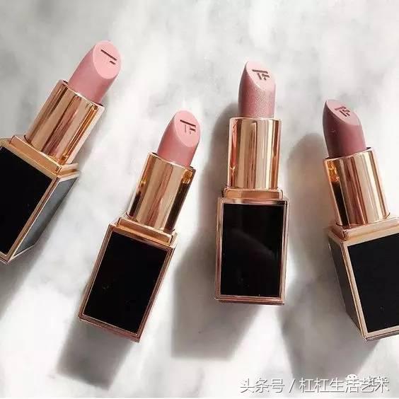 选大牌口红好还是平价口红好,平价口红和大牌口红的效果区别