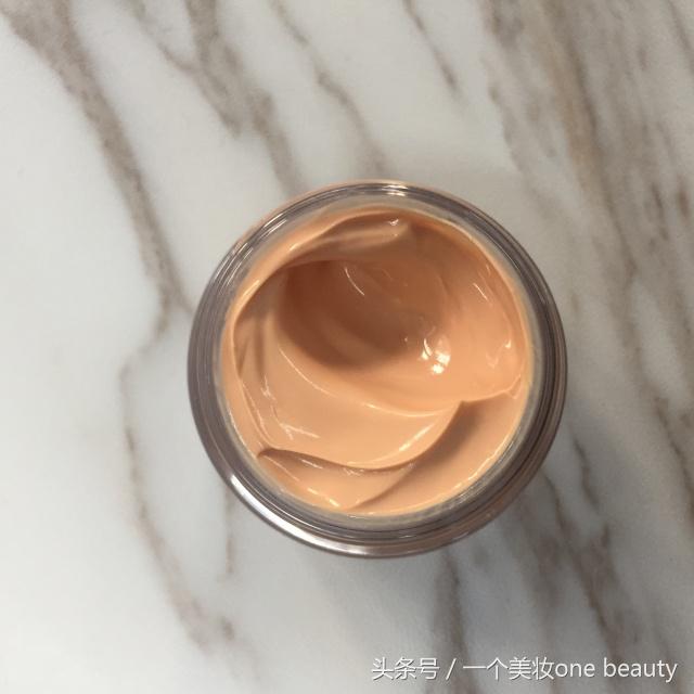 编辑试妆间丨秋冬新品怒刷一波存在感，谁还敢说你颜值不在线！