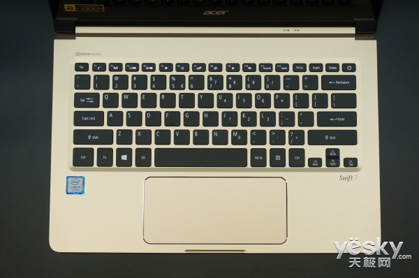 acerswift7二合一笔记本评测,极致轻薄本宏碁蜂鸟swift3体验