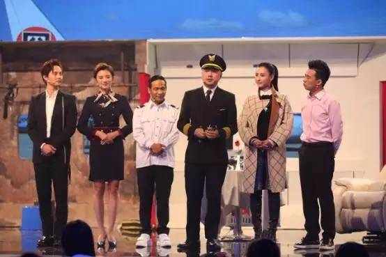 《我们十七岁》《食在囧途》双叠播！听说今晚的浙江卫视好看到停不下来