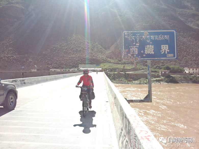 骑行318到尼泊尔,29天骑行川藏之旅
