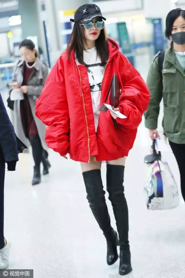 过膝靴杨幂,杨幂穿黑色过膝长靴街拍