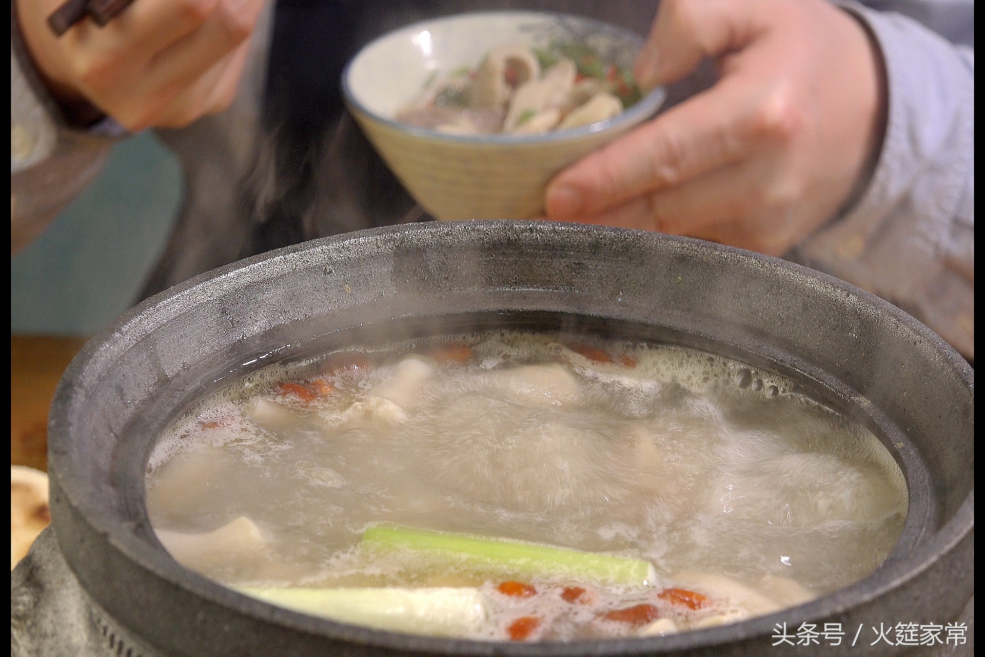 羊肉炖汤最正确做法,冬季羊肉滋补汤的做法大全