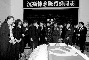 致敬！“五连冠”功臣因病早逝，骨灰竟有五枚钢钉，原因令人落泪