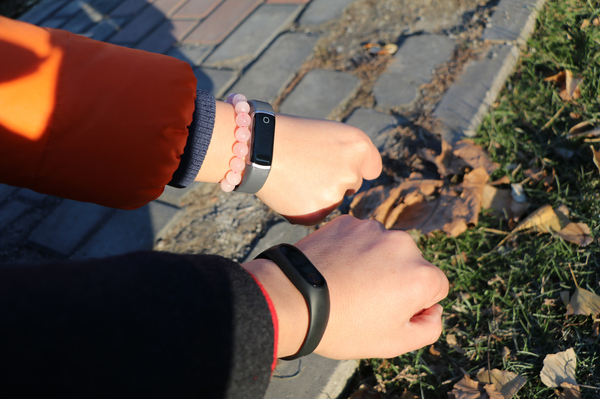 深度运动手环,乐心运动手环功能展示