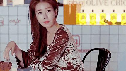 鬼怪女二刘仁娜整容,刘仁娜鬼怪惊艳经典造型