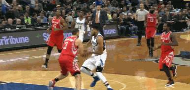 唐斯今天在欧洲步鼻祖哈登面前使用“欧洲步”！让登爷教你吧