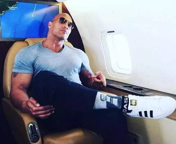 爱运动的人送他什么礼物,爱运动的人送什么比较好