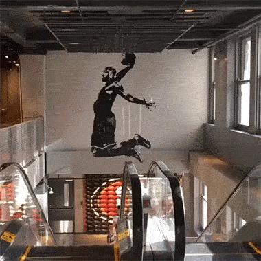 怎么在女朋友家赖着不走,女朋友赖在家里不走怎么办