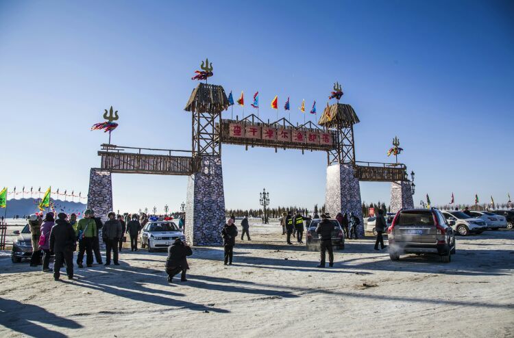 查干湖冬捕纪录片全集,查干湖冬捕地点在哪里