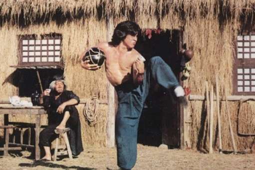 从跑龙套的陈元龙到大哥成龙，鬼知道他经历了什么