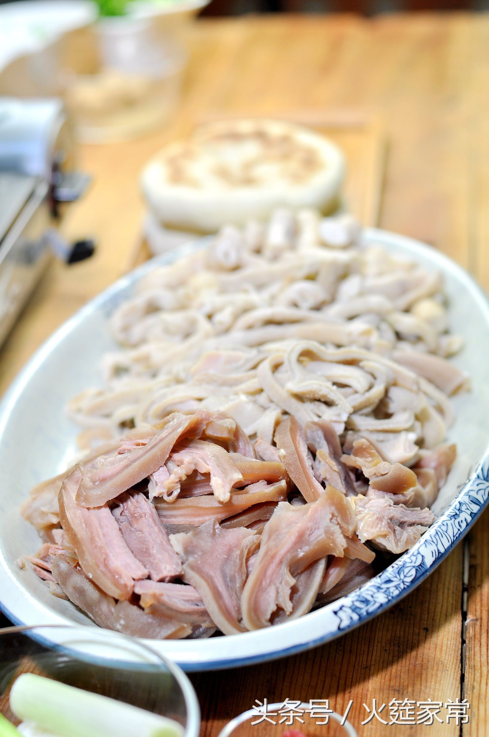 羊肉炖汤最正确做法,冬季羊肉滋补汤的做法大全