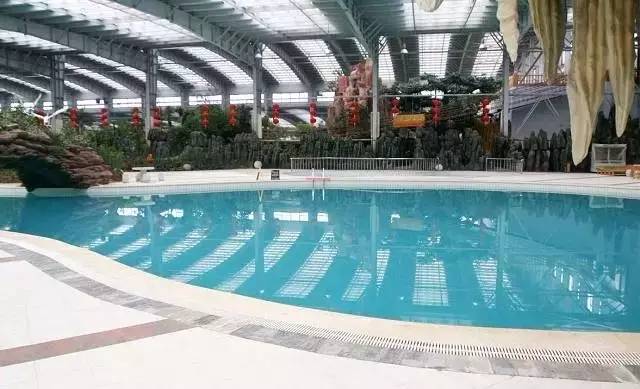 跟生活请个假放松一下心情,放下疲惫享受生活的美