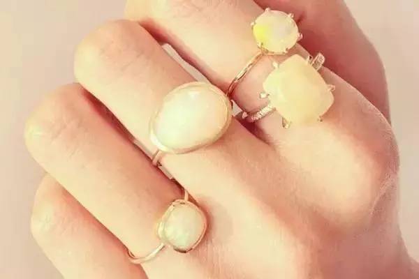 轻奢风小众首饰推荐,小众首饰推荐