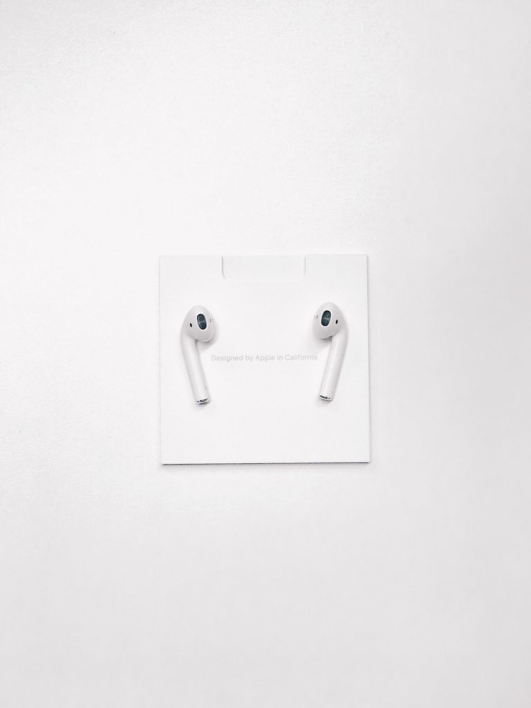 苹果无线耳机airpods使用方法,苹果蓝牙耳机airpods1使用技巧