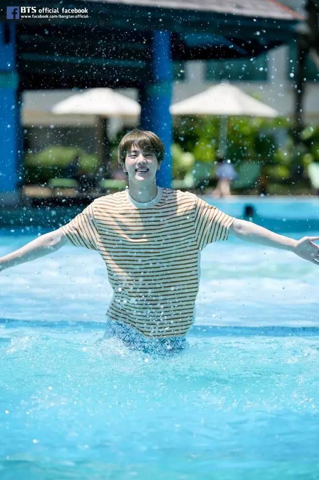 韩国男团忙内是什么,韩国组合的忙内line