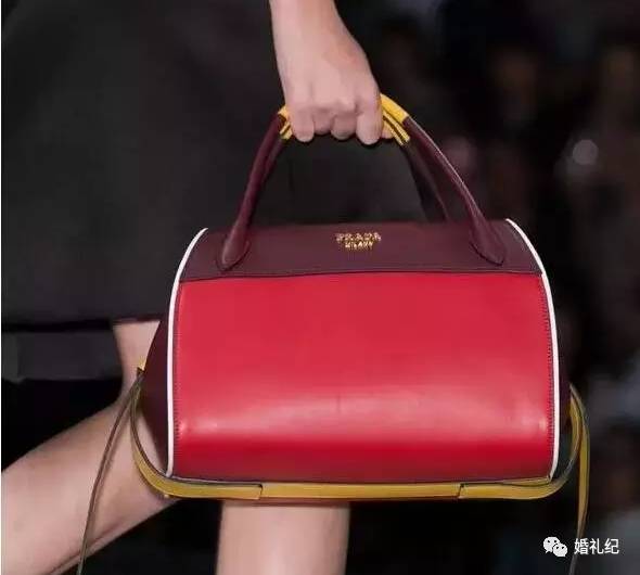 杨幂背的mk包,杨幂同款mk包经典款