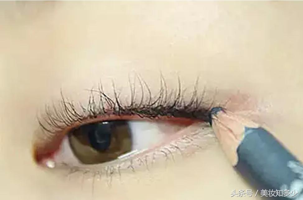 眼妆教程干净高级大牌眼妆,让人一眼就着迷的眼妆教程