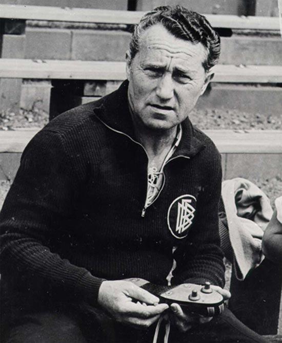 阿迪和彪马分道扬镳,阿迪和彪马的那些事