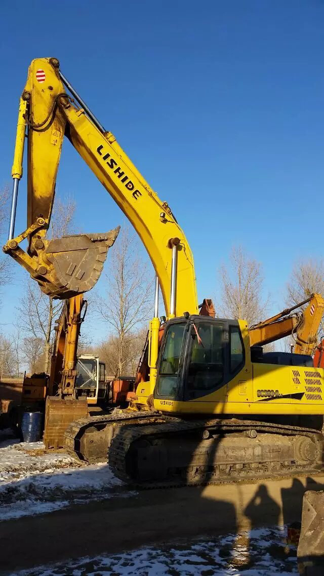 挖掘机无力动作慢怎么维修,挖掘机无动作故障解决大全