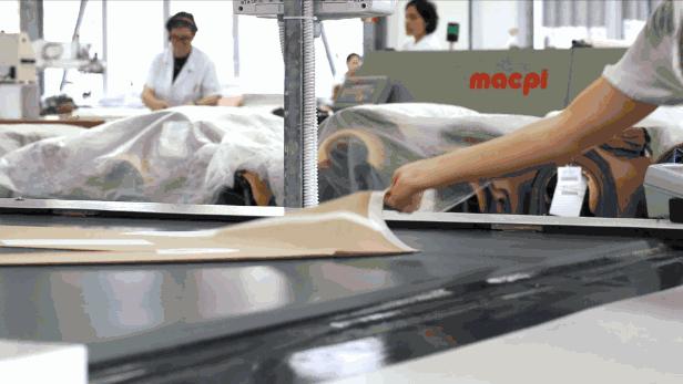 声雨竹羊绒大衣品牌十大排行榜,男士羊绒大衣品牌排行榜前十名