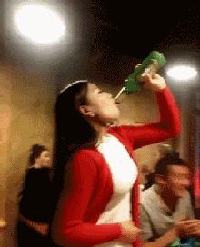 濡瑰瓙涓嶄粎婕備寒閰掗噺杩樺ソ,濡瑰瓙鏈夋皵璐ㄨ繕婕備寒