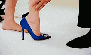 杨幂宋茜都爱穿的单品,让许多女明星爱不释手的鞋