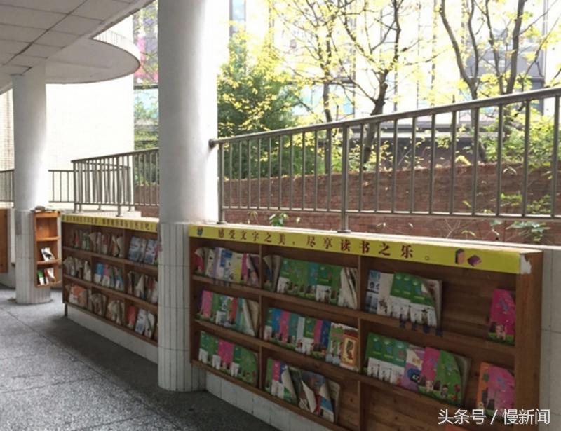 教室搬进书店教出来的孩子确实不一样
