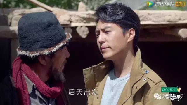 要被靳东的角色蒙蔽了双眼,他本人只有四岁,不能再多!