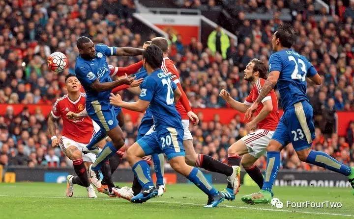 2014圣诞节垫底,2015圣诞节登顶,2016呢?莱斯特城的故事,曾经是足球世界最美好的圣诞礼物