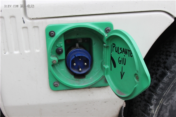 蜜月旅行惊现知豆比亚迪，顺着德法瑞意饱览欧洲的新能源汽车