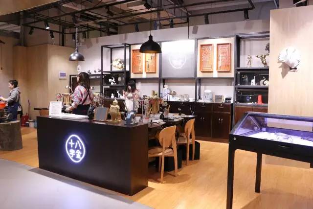 天津大悦城主题街区,天津和平大悦城复古街