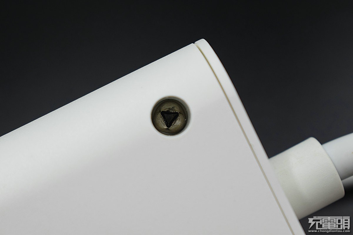 虽名不经传但也可圈可点达世奇插线板评测及拆解