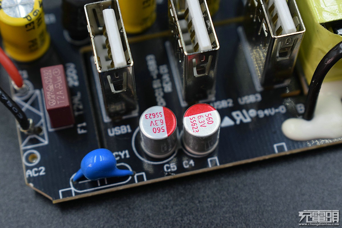 虽名不经传但也可圈可点达世奇插线板评测及拆解