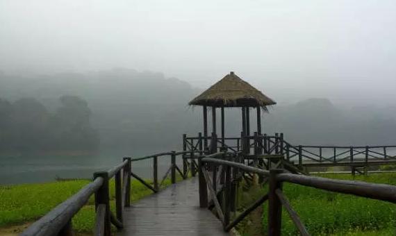 广东也能看到“九寨沟”这样的美景，还不止一个呢！