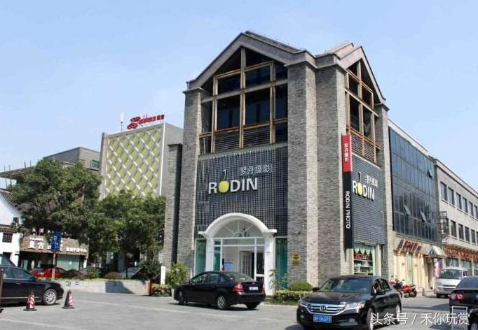 青砖黛瓦的古街风情,青砖黛瓦骑楼古巷