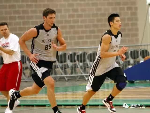 林书豪缺阵猛龙送热火4连败,林书豪后期为什么上不了场