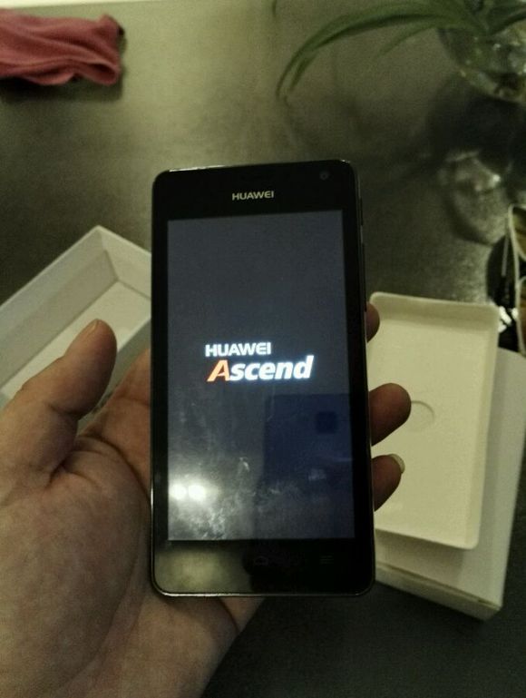 记得它么,海思处理器的首款——华为荣耀四核爱享版开箱