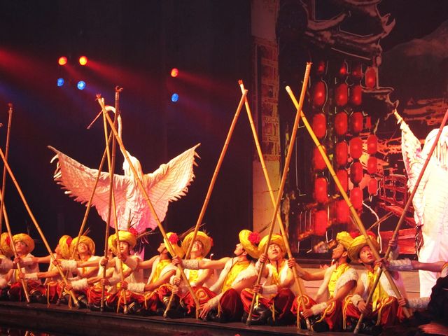 中国的百老汇丽水金沙,令人震撼的丽水金沙