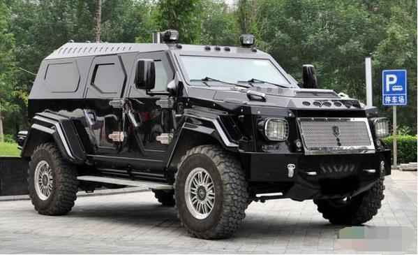 世界上越野能力最强的15款车,世界最强悍的越野车