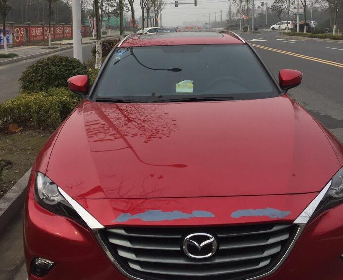 马自达cx-4尾门掉漆,马自达cx-4珠光白漆