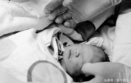 新手宝妈容易犯的七个错误,夭折的婴儿应该怎么做