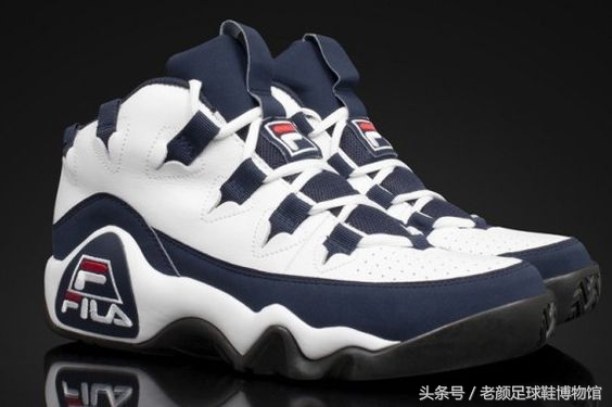 what足球,what鞋是什么牌子