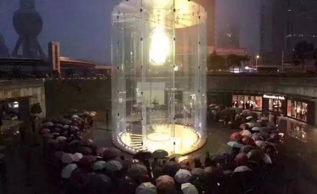 你见过凌晨一点的上海,你见过凌晨过后的上海吗